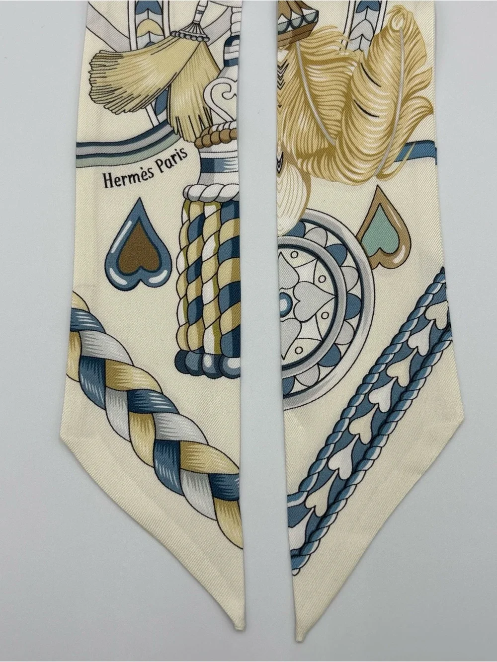 Hermès Twilly Harnais de Coeur Creme Bleu Jean Scarf Ribbon Hair Tie Bag - Picture 3 of 6